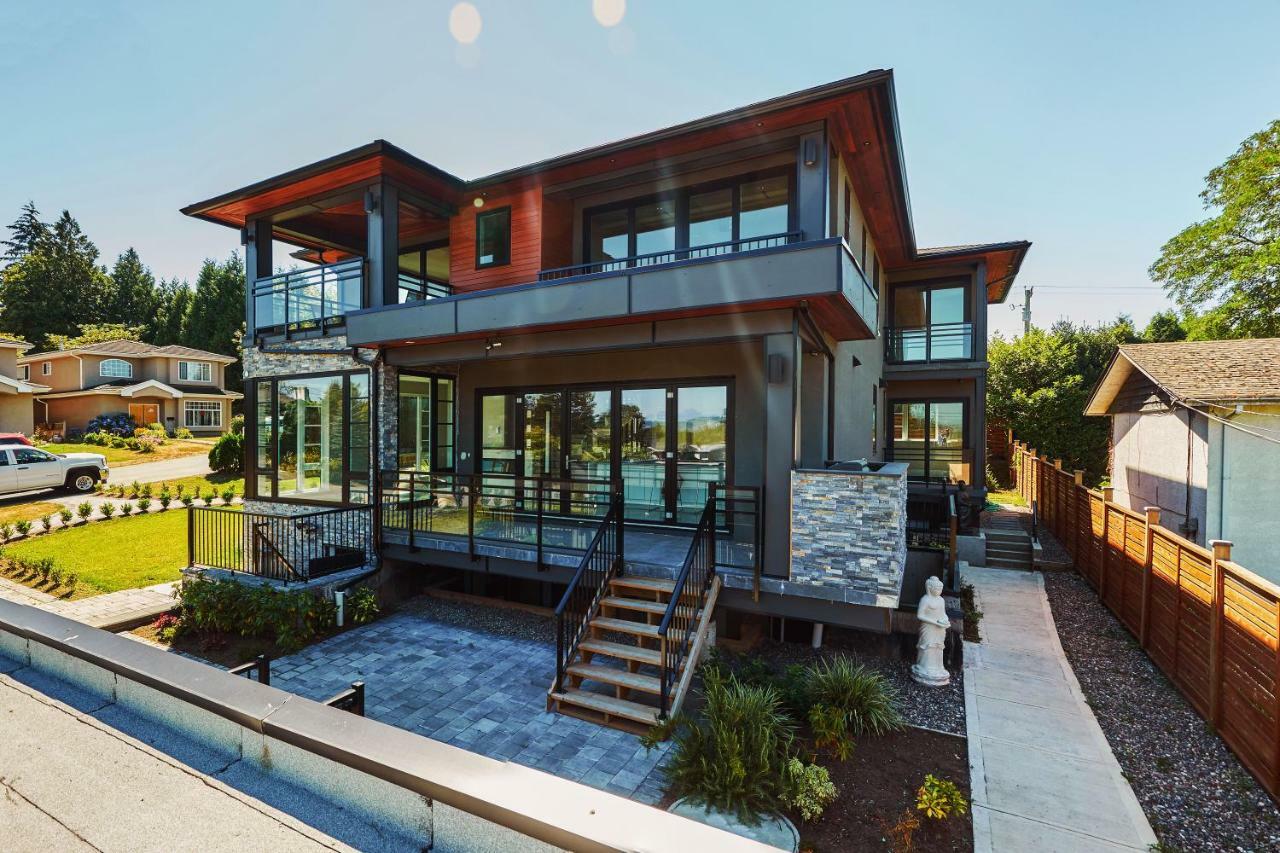 The Chateau Burnaby Exteriör bild